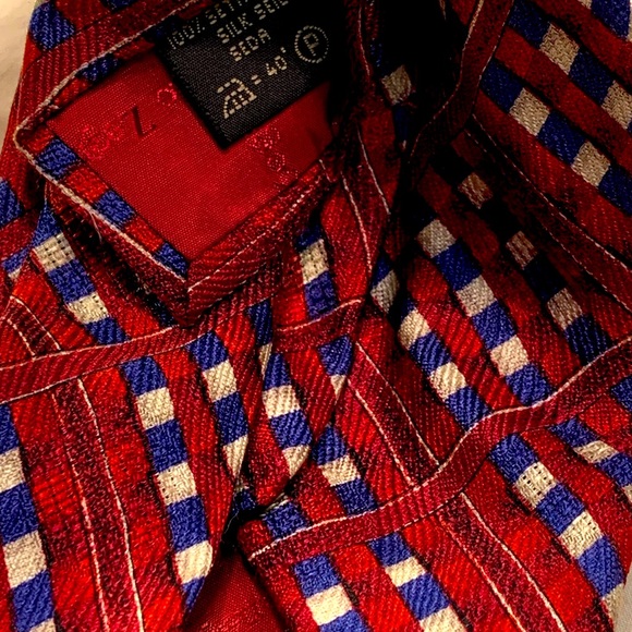 ERMENEGILDO ZEGNA SILK TIE, EUC, Red/Blue/White Pattern - Picture 6 of 12